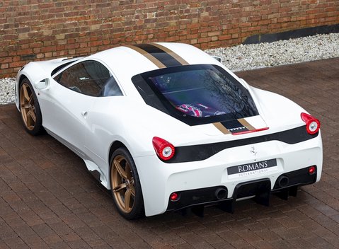 Ferrari 458 Speciale 9