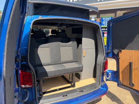 Volkswagen Transporter T6 BEAR WOOD 4 BERTH POP TOP 23