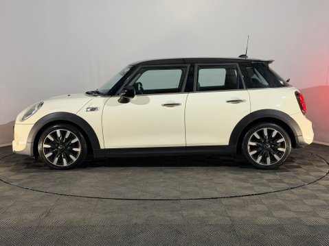 Mini Hatch COOPER SD 5