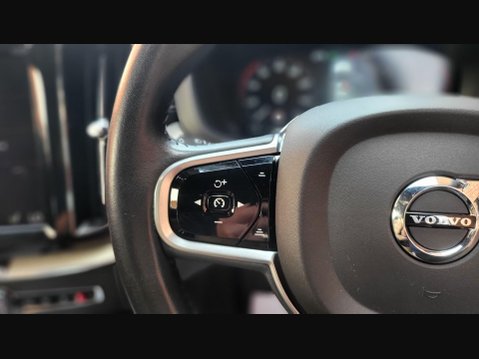 Volvo XC60 B4 INSCRIPTION AWD 26