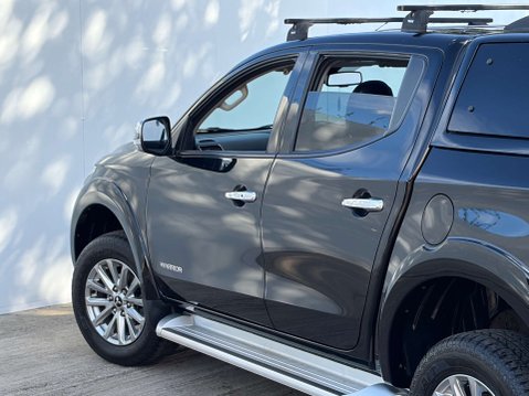 Mitsubishi L200 2.4 L200 Warrior DI-D 4WD 45