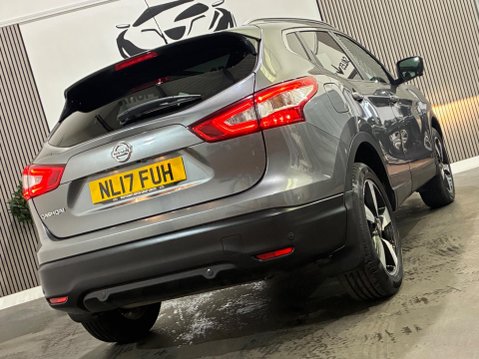Nissan Qashqai 1.2 DIG-T N-Connecta 2WD Euro 6 (s/s) 5dr 24