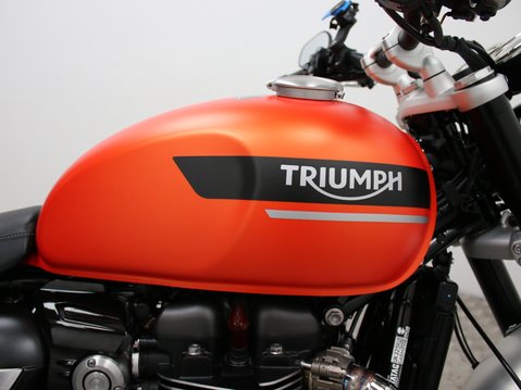 Triumph Speed Twin SPEED TWIN 25