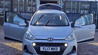 Hyundai i10 1.2 Premium SE Hatchback 5dr Petrol Auto Euro 6 (87 ps) 7