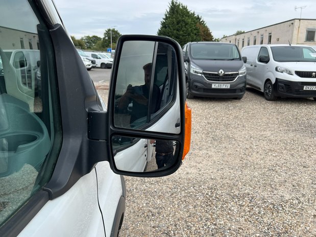 Ford Transit Luton LWB L3 350 Tail Lift EURO 6 NO VAT 15