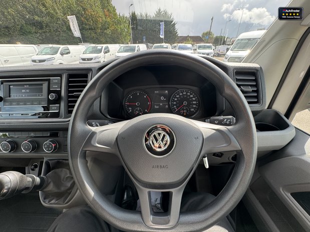 Volkswagen Crafter Luton LWB (SOLD MT) Low Loader 2dr Manual Startline EURO 6 SELECT 16