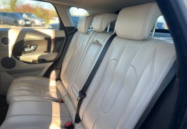 Land Rover Range Rover Evoque 2.2 SD4 PRESTIGE AUTO 38