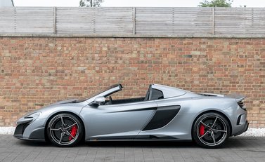 McLaren 675LT Spider 2