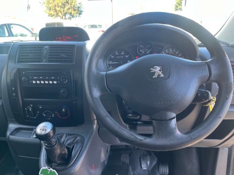 Peugeot Expert 2.0 Expert 1200 L2H1 HDi 24