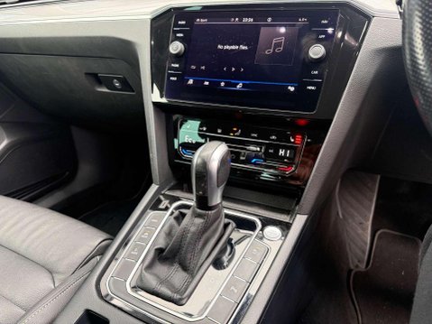 Volkswagen Passat 1.4 TSI 13kWh GTE DSG Euro 6 (s/s) 4dr 38