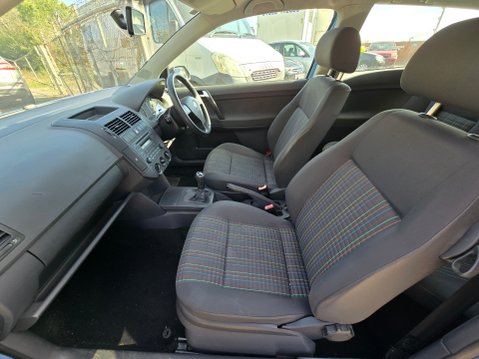Volkswagen Polo E 7