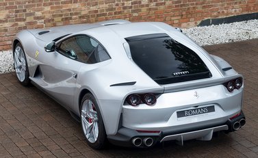 Ferrari 812 Superfast 9