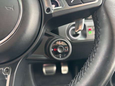 Porsche Cayenne 4.0 V8 E-Hybrid 17.9kWh Turbo S Coupe 5dr Petrol Plug-in Hybrid (680ps) 24