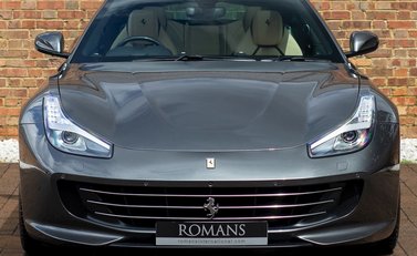 Ferrari GTC4 Lusso 4