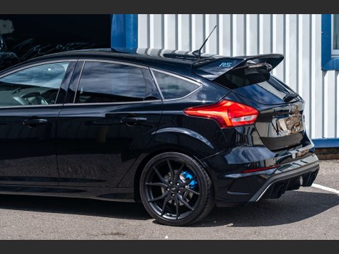 Ford Focus 2.3 Focus RS 4WD 5dr 25