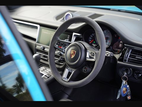 Porsche Macan 3.0T V6 S PDK 4WD Euro 6 (s/s) 5dr 19