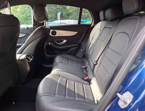 Mercedes-Benz GLC 2.1 GLC 220 D 4Matic AMG Line Auto 4WD 5dr 43