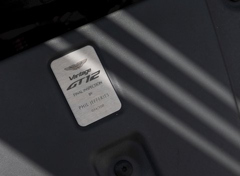 Aston Martin Vantage GT12 37