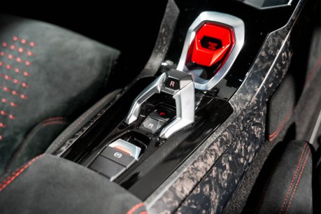 Lamborghini Huracan LP 640-4 PERFORMANTE. NOW SOLD. SIMILAR REQUIRED. PLEASE CALL 01903 254 800 21