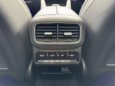 Mercedes-Benz GLE GLE 300D 4Matic AMG Line Premium Plus Auto Diesel 7 SEATER/PAN ROOF/360 CAM 19