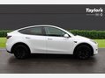 Tesla Model Y LONG RANGE AWD 8