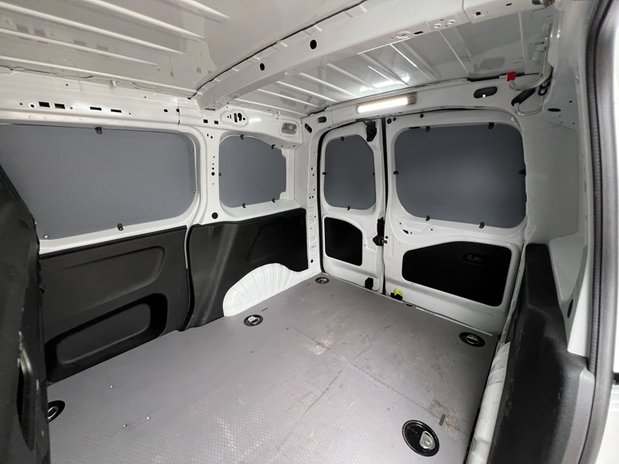 Vauxhall Combo SWB L1H1 Low Roof Sportive 2000 Air Con Sensors Nav EURO 6 NO VAT 12