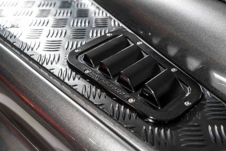 Land Rover Defender 90 NOW SOLD. SIMILAR REQUIRED. PLEASE CALL 01903 254800. 28