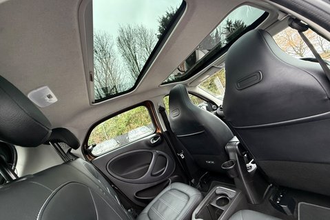 Smart Forfour BRABUS SPORT PREMIUM PLUS AUTOMATIC - £20 ROAD TAX  37