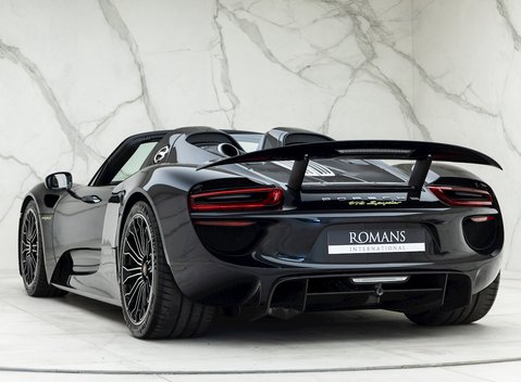 Porsche 918 Spyder 4