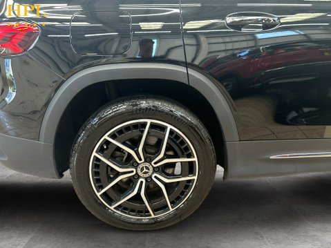 Mercedes-Benz EQB EQB 300 66.5kWh AMG Line (Premium) SUV 5dr Electric Auto 4MATIC (228 ps) 1 10