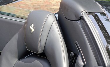 Ferrari 488 Spider 12