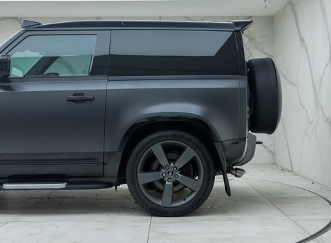 Land Rover Defender 90 V8 CARPATHIAN EDITION 37