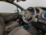 Toyota Yaris 1.5 VVT-h Cyan Bi-Tone Hatchback 5dr Petrol Hybrid E-CVT Euro 6 (s/s) (100 12