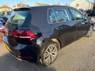 Volkswagen Golf SE NAVIGATION TDI 23