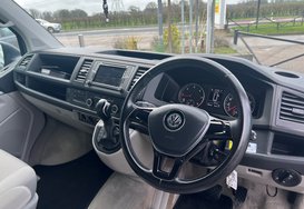 Volkswagen California BEACH 2.0 TDI AUTO CAMPERVAN 29