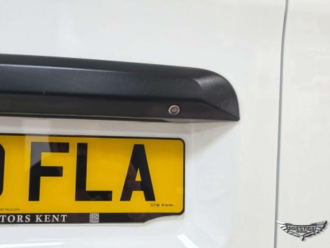 Vauxhall Vivaro 2.0 Turbo D 3100 Dynamic L2 H1 Euro 6 (s/s) 6dr 26
