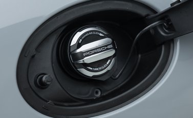 Porsche 911 SPORT CLASSIC (992) 36