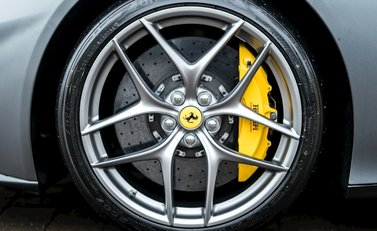 Ferrari F12 Berlinetta 7