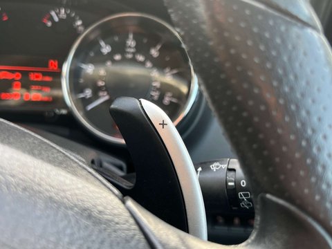 Peugeot 3008 1.6 3008 Allure e-HDi Semi-Auto 5dr 33