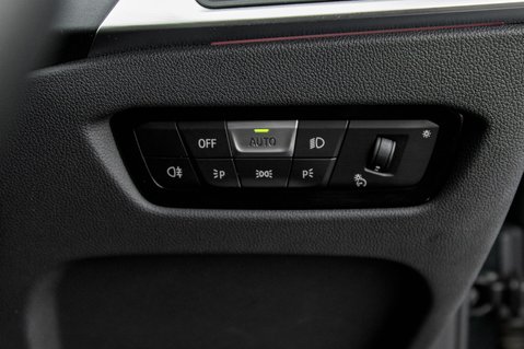 BMW i4 EDRIVE35 M SPORT 17