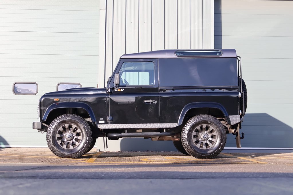 Land Rover Defender  LXV 65TH ANNIVERSARY HARD TOP only 150 made  extensive Landrover History  23