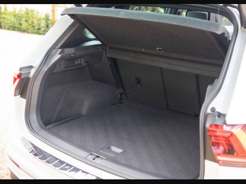 Volkswagen Tiguan 1.5 Tiguan R-Line TSi Evo Semi-Auto 5dr 37