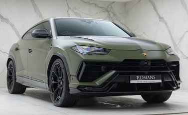 Lamborghini Urus PERFORMANTE 9