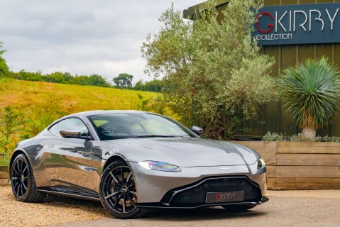 Aston Martin Vantage V8 1