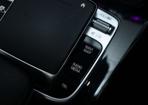 Mercedes-Benz A Class 1.3 A 180 AMG Line Premium Plus Auto 5dr 33