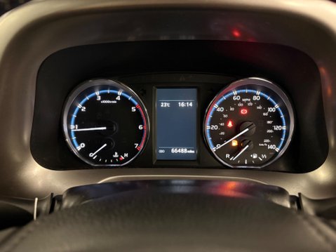 Toyota Rav4 2.0 D-4D Business Edition Euro 6 (s/s) 5dr 24
