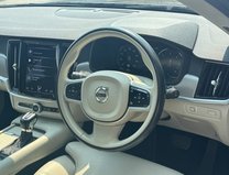 Volvo V90 (Sold) 2.0 D4 Momentum Plus Estate 5dr Diesel Auto Euro 6 (s/s) (190 ps) 12