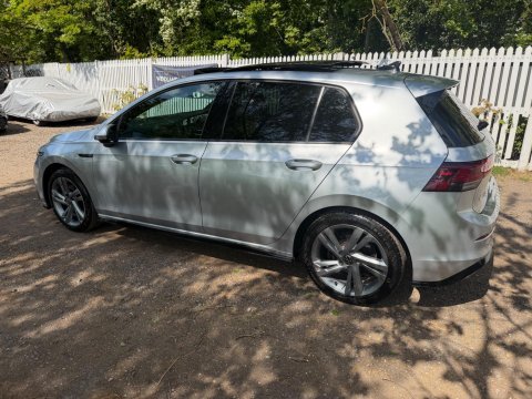 Volkswagen Golf R-LINE ETSI DSG 10
