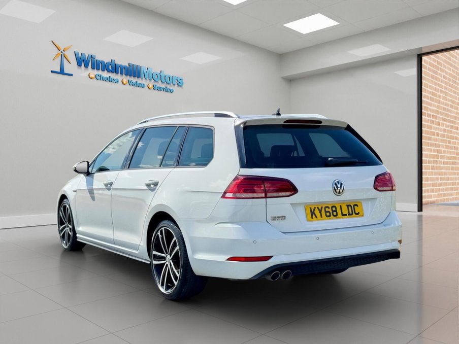 2018 Volkswagen Golf — image 8