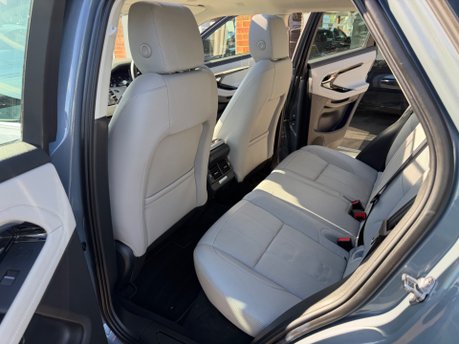 Land Rover Range Rover Evoque 2.0 D200 MHEV SE SUV 5dr Diesel Auto 4WD Euro 6 (s/s) (204 ps) 43